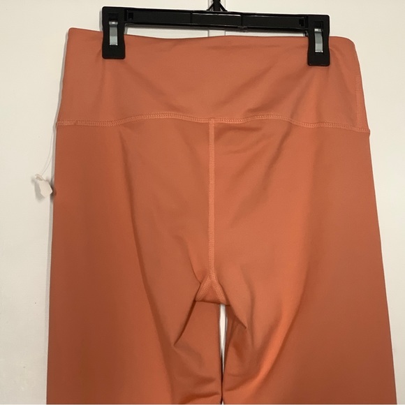 ZELLA Studio Lite Crop Leggings in Orange - Picture 6 of 11
